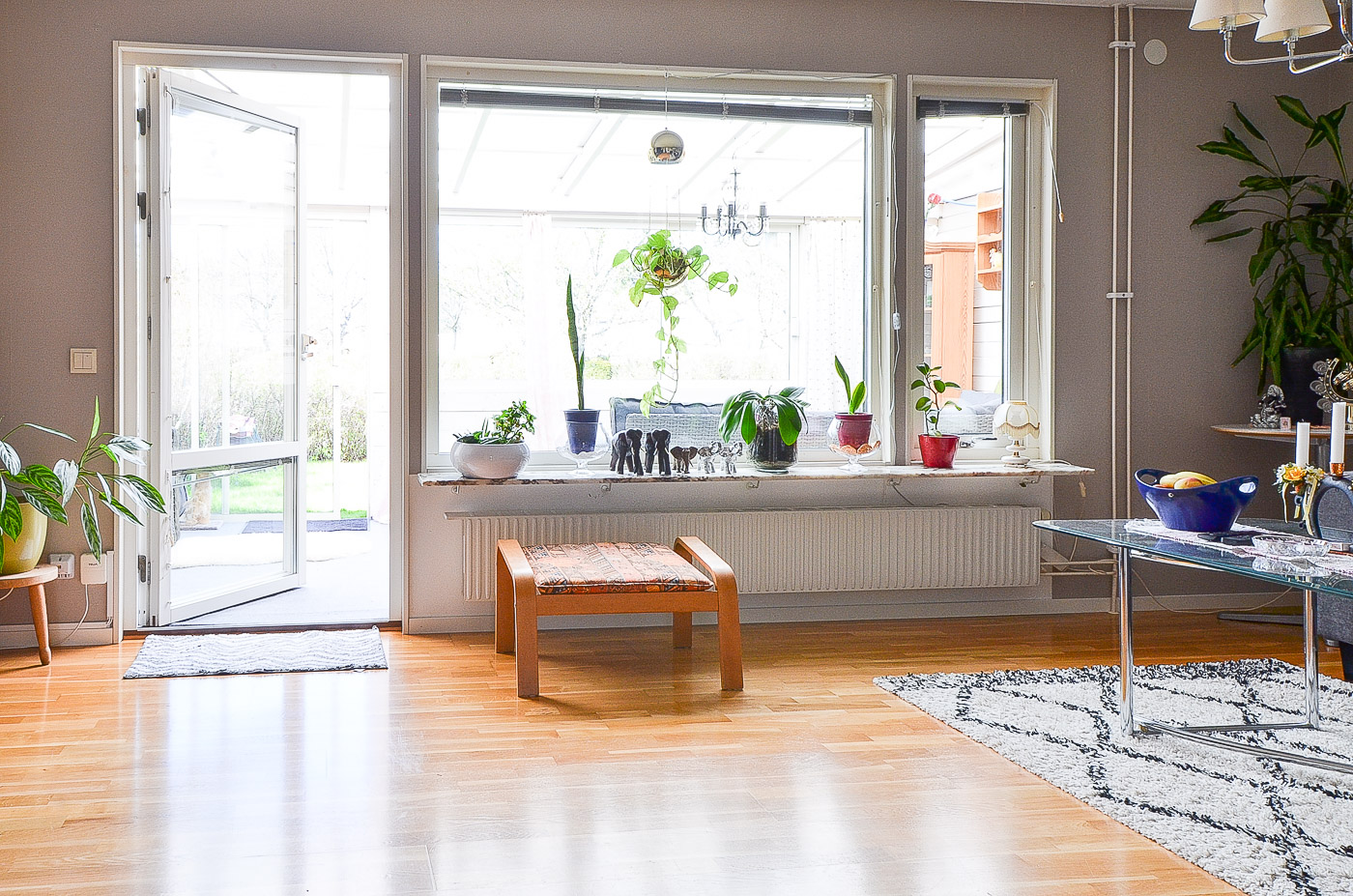 Vita lammets väg 34 , Björkenäs
