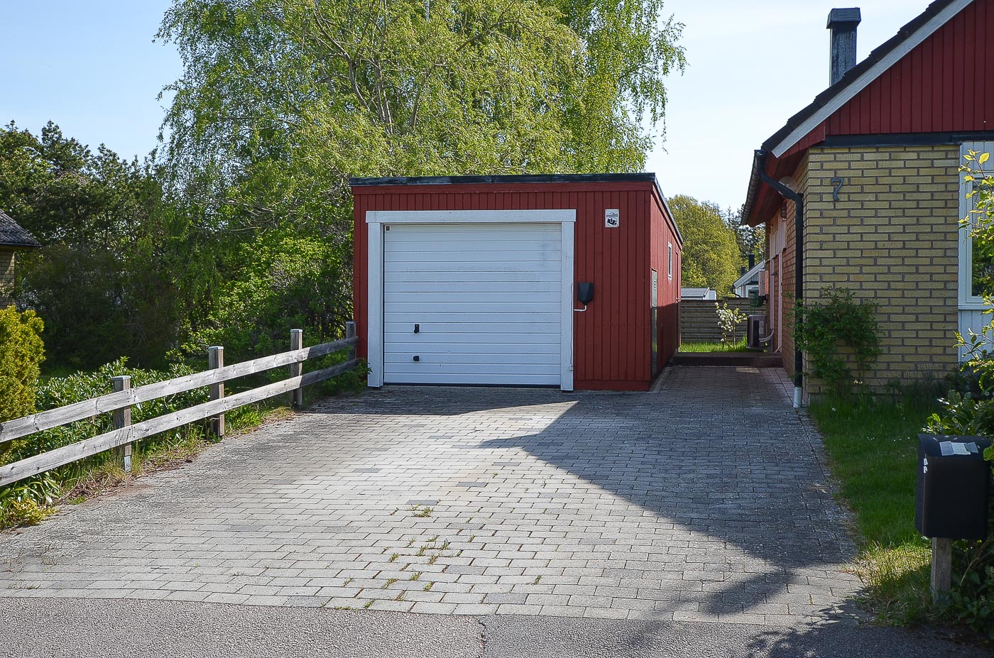 Hallongränd 7 , LINDSDAL